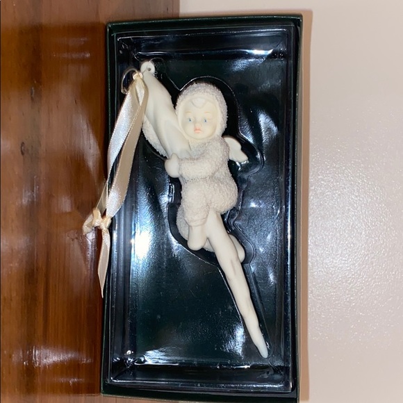 Snowbabies porcelain ornament by Department 56